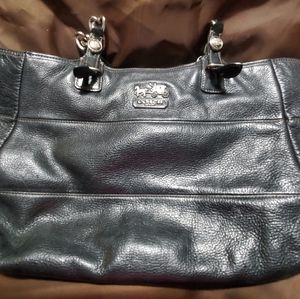 COACH TRIBECA EAST WEST BLACK BAG
